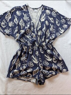 VENUS Navy and Cream Shell Print Romper